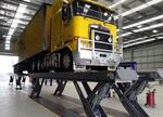 HDS5016000F02 FINKBEINER ПОДЪЁМНИК НОЖНИЧНЫЙ ТАНДЕМ Э/ГИДР. ДЛЯ ГРУЗОВЫХ АВТОМОБИЛЕЙ, Г/П 2Х25 Т (2Х36 Т), ДЛИНА 2Х8000