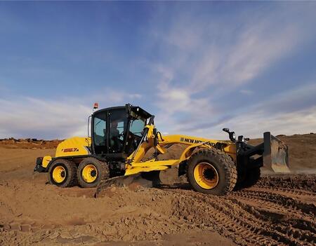 Грейдер New Holland А156.7 6WD