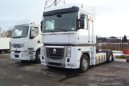 Седельный тягач Renault Magnum