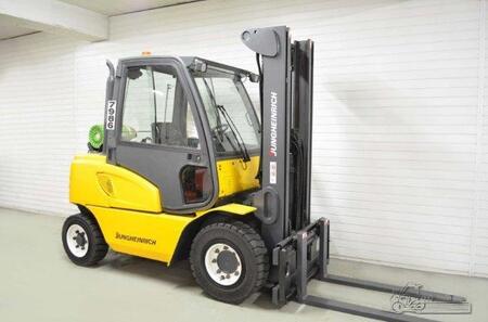 Погрузчик JUNGHEINRICH TFG 540 S /791486
