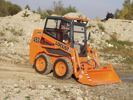 Минипогрузчик Locust L 453