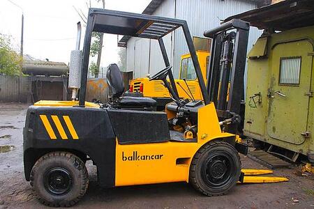 Болгарские автопогрузчики Balkancar ДВ 1788