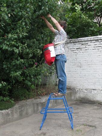 Санки садовые (лестницы, подставки для сада)