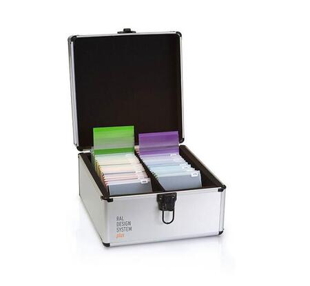 Цветовые образцы RAL DESIGN D6