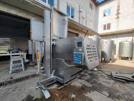 ПРОДАМ ВАКУУМНУЮ ФАРШЕМЕШАЛКУ LASKA 800л