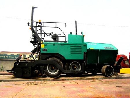 Асфальтоукладчик XCMG RP452L