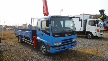 Машина бортовая с краном  ISUZU FORWARD 2003 ГОДА