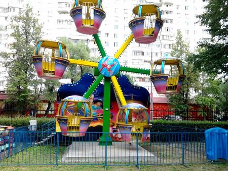 Детское колесо обозрения