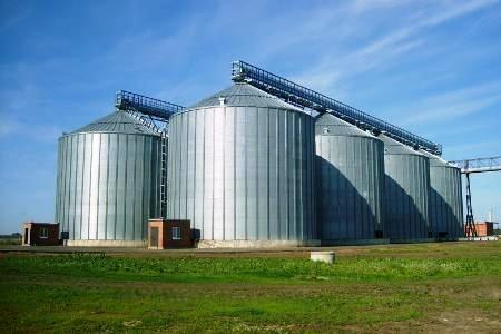 Силосы металлические для хранения зерна и сыпучих продуктов