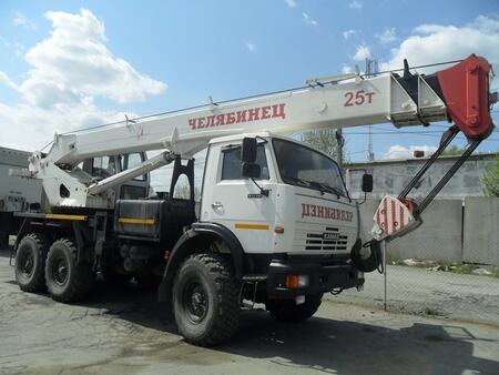 Кран автомобильный КС-45721 на шасси Камаз 43118-15