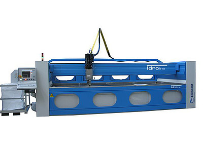 В линейке станков CMS Tecnocut появилась новая модель – IDROLINE S 1730