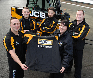 JCB заключила спонсорское соглашение с регби-клубом