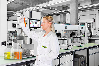 BUCHI представляет инновационную систему очистки PrepChrom C-700