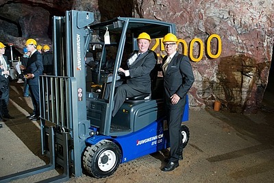 Jungheinrich поставил свой 25 000-й восстановленный в Дрездене погрузчик