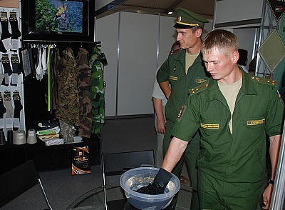 ГК Тоталл представила огнеупорные перчатки на Международной выставке «День инноваций Минобороны» ГК Тоталл представила огнеупорные перчатки на Международной выставке «День инноваций Минобороны»