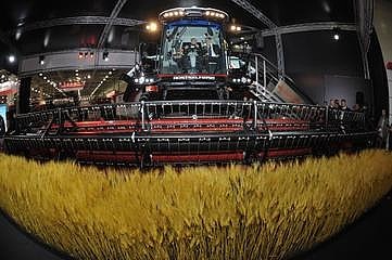 Субсидия №1432 выгодна производителям сельхозтехники и фермерам