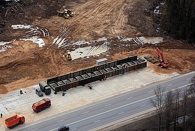 На Минском шоссе начинают строить военный мост