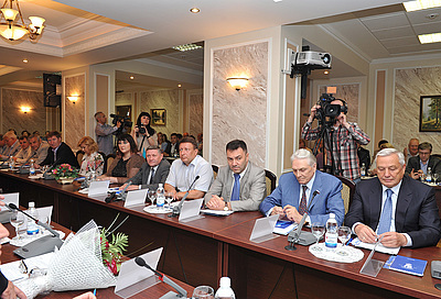 Промышленники отстаивают свои права