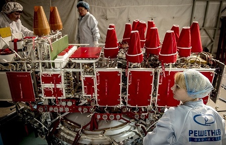 Российская компания разработала облегченную теплоизоляцию для спутников ГЛОНАСС