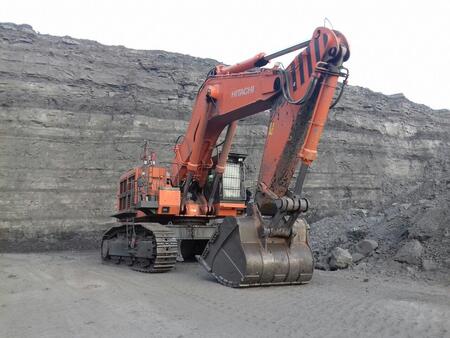 HitachiEX1200 установил новый рекорд производительности 