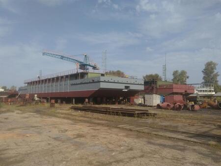 На Балаковском CCЗ спущена на воду воду первая плавучая насосная станция
