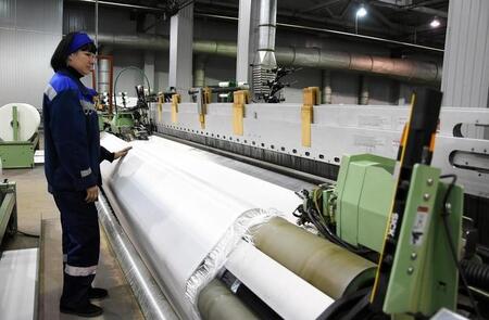 «Ямал СПГ» произвел первую партию газа на третьей линии завода