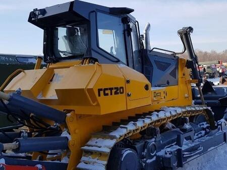 Железнодорожные войска ВВО получили новые 40-тонные бульдозеры компании «Техинком»