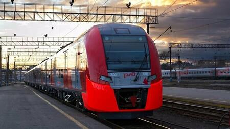  Первую «Ласточку» запустил из Омска в Новосибирск