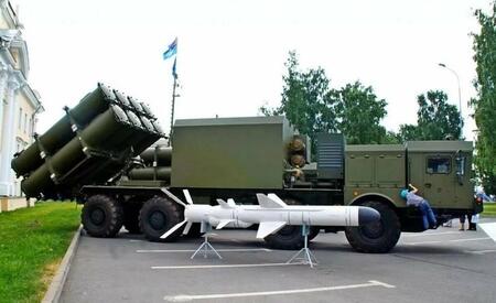 Первый ракетный комплекс «Бал» поступил в Каспийскую флотилию