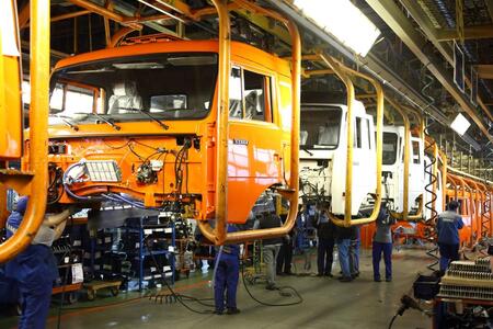 Окрасочный комплекс автомобильном на заводе 