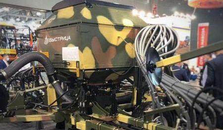 «Росэлектроника» представила сельхозтехнику в камуфляже на «Агросалоне-2020»