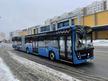 В Москву прибыл первый автобус КамАЗ новой модели особо большой вместимости