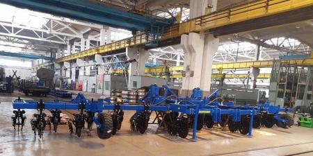 Российский завод выпустил первый отечественный дисковый культиватор-подкормщик