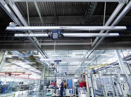 Demag выводит на рынок ряд новых компонентов для легких крановых систем KBK