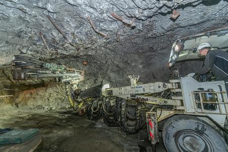 Верой и правдой: Буровые установки GHH Group на службе УГМК