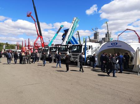 Daewoo Trucks представила на «CTT Expo 2022» четыре новинки  
