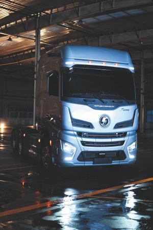 Sinoway Group представит на COMvex 2024 три новых отраслевых решения на базе Shacman 