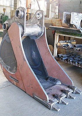 Компания «Традиция-К» изготавливает ковши с применением стали Hardox. Компания «Традиция-К» изготавливает ковши с применением стали Hardox.