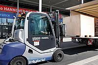 Погрузчики Hybrid компании STILL в составе арендного парка в сложных условиях работы выставки