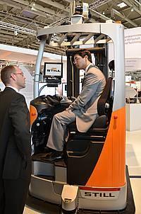 Высокая оценка прототипа автономного ричтрака STILL Высокая оценка прототипа автономного ричтрака STILL