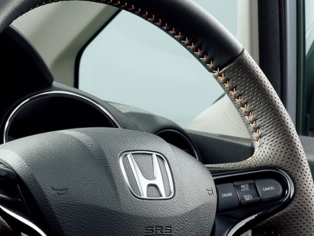 Honda представляет обновленные модели Fit Shuttle и Fit Shuttle Hybrid