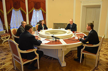 Свердловская область будет развивать связи с Великобританией в промышленности и науке