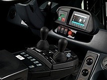 Новая рабочая станция для погрузчика с противовесом от Jungheinrich