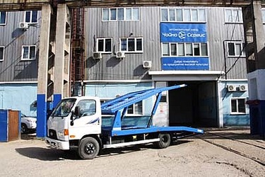 Двухуровневый эвакуатор на базе Hyundai HD-78 с удвоенной функциональностью