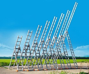 Новая линейка универсальных трехсекционных лестниц ТЛ 82 «Классик» Новая линейка универсальных трехсекционных лестниц ТЛ 82 «Классик»