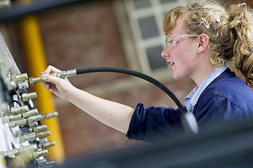 Партнерство для повышения практической подготовки специалистов по гидравлике