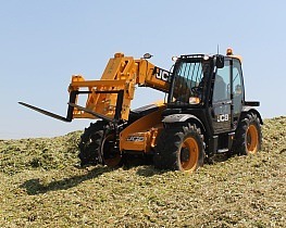 JCB презентовала погрузчик 531-70 в Украине