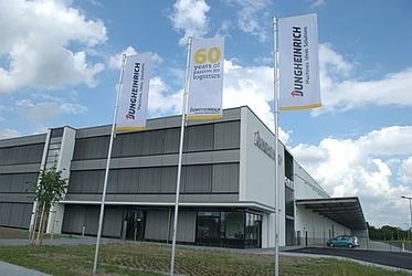 Jungheinrich: Завод по производству системного оборудования заработал на полную мощность Jungheinrich: Завод по производству системного оборудования заработал на полную мощность