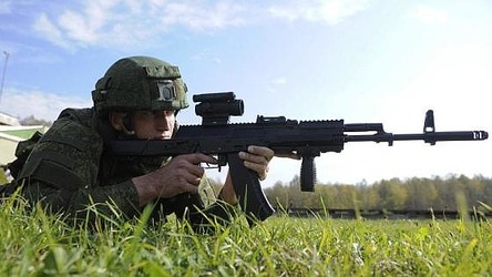 АК-12 против АЕК-971: какой из двух автоматов будущего выберет армия?