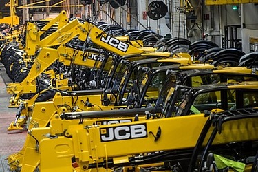 Компания JCB подвела финансовые итоги 2014 года